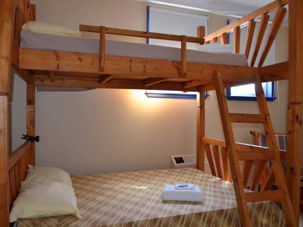 Auberge De Douglastown Gaspé Dış mekan fotoğraf